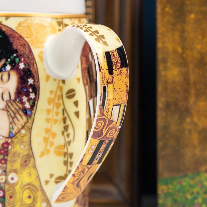 Gustav Klimt' 'The Kiss' Bone Mug Gift Set - PAP Art Store